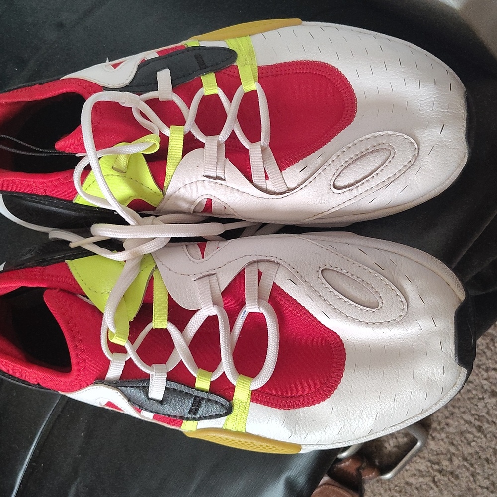 Nikea - Picture 2 of 3